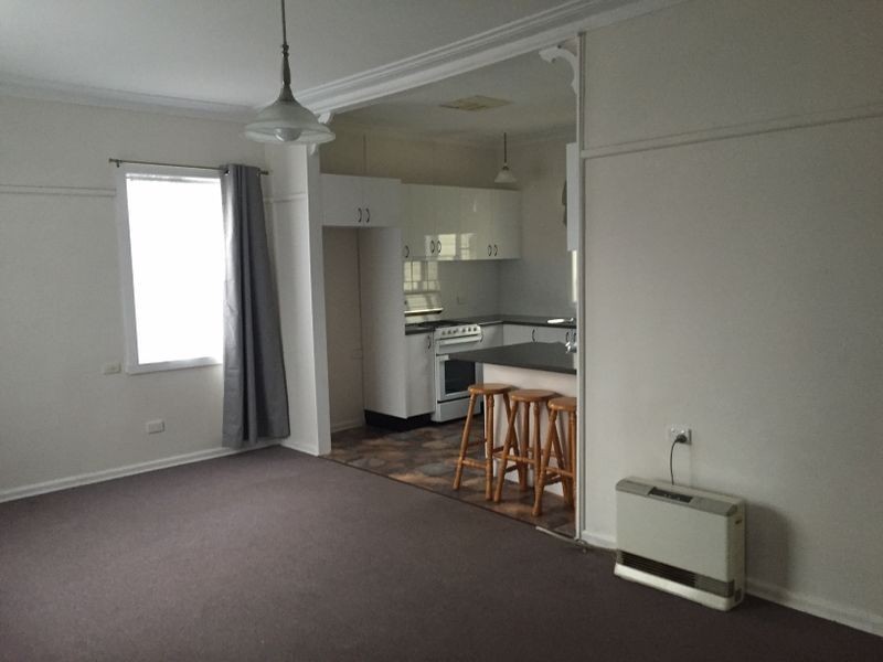 14 Myall Street, Cowra NSW 2794