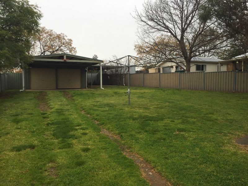 14 Myall Street, Cowra NSW 2794