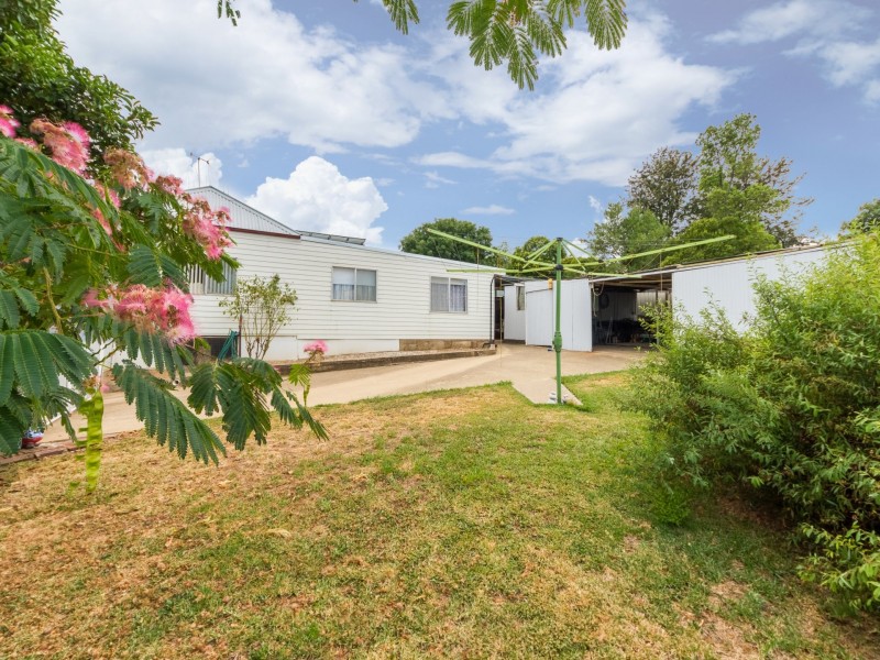 11 Smith Street, Cowra NSW 2794