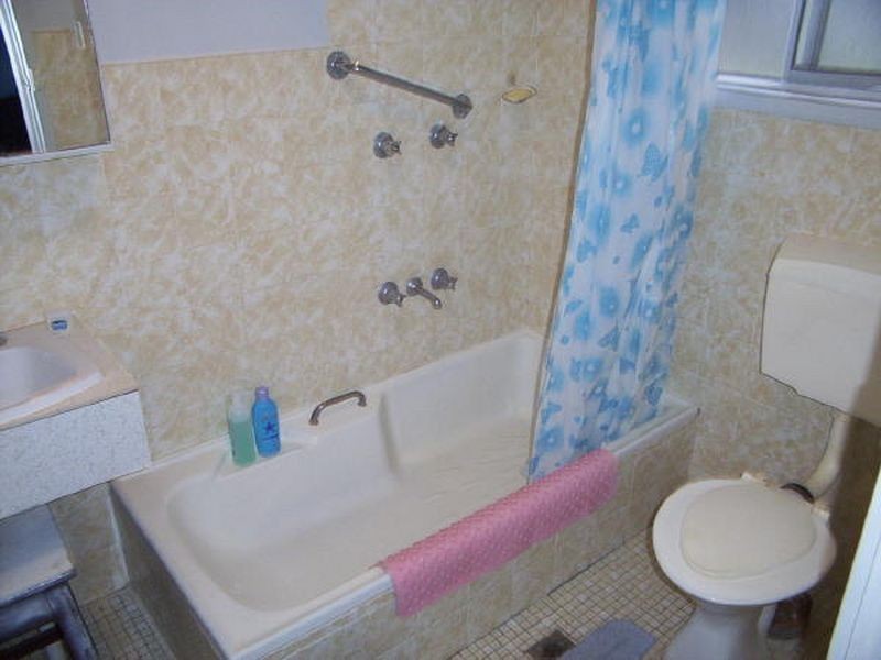 2/9 Kooralla Walk, Cowra NSW 2794