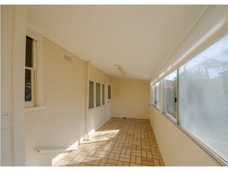 46 Vaux Street, Cowra NSW 2794