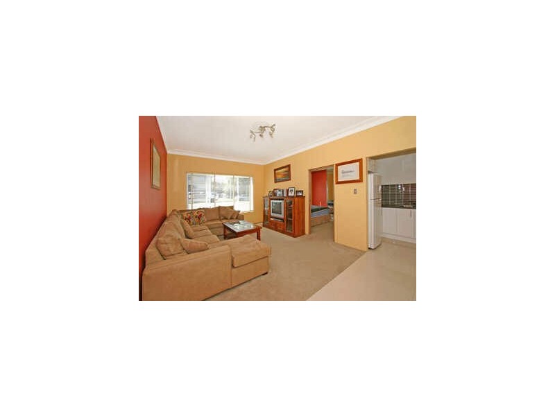 1/4 Phillip Street, Woolooware NSW 2230