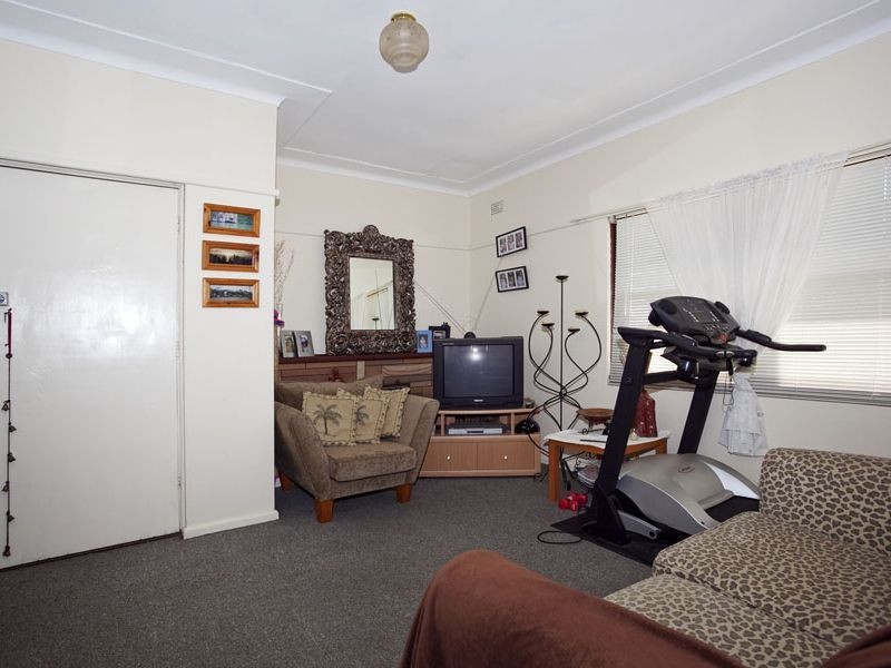 22 Montgomery Street, Miranda NSW 2228