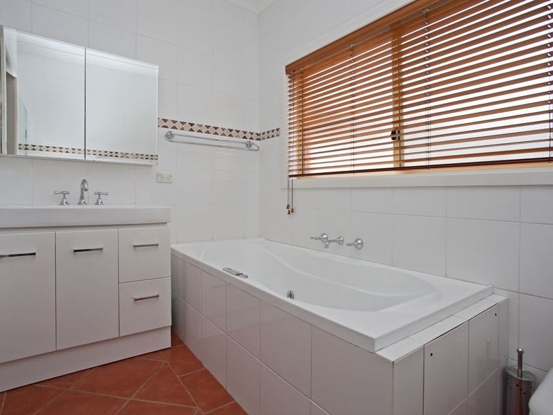 10 Taywood Street, Woolooware NSW 2230