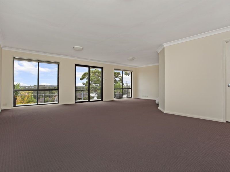 10 Sturt Road, Woolooware NSW 2230