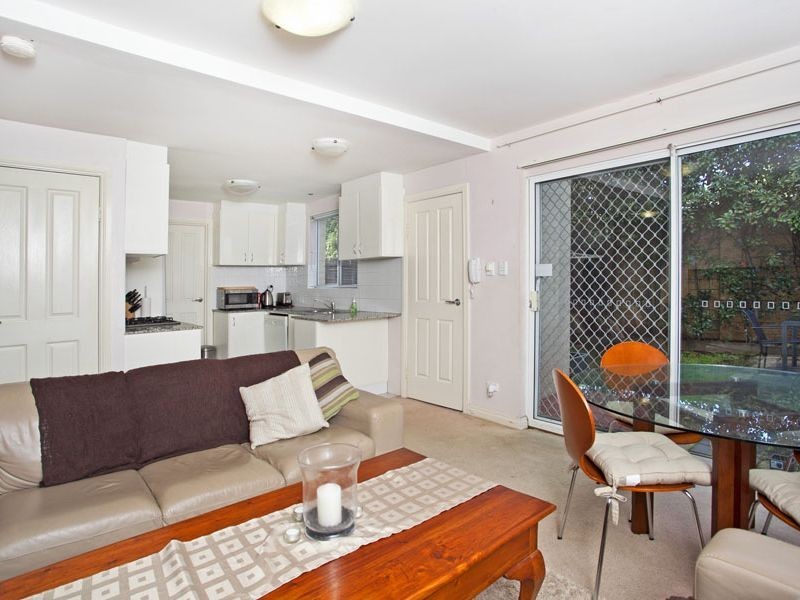 9/2 Mowbray Street, Sylvania NSW 2224