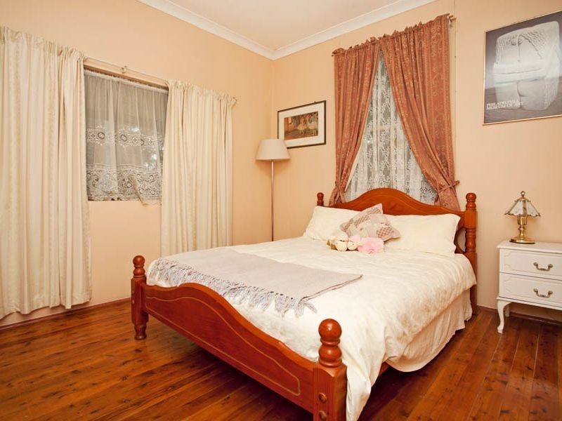 46 Linden Street, Sutherland NSW 2232