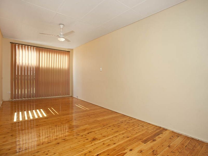 1/4 Swan Street, Woolooware NSW 2230