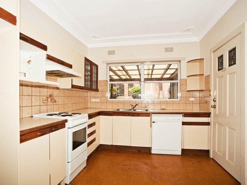 36 Cooleen Street, Blakehurst NSW 2221