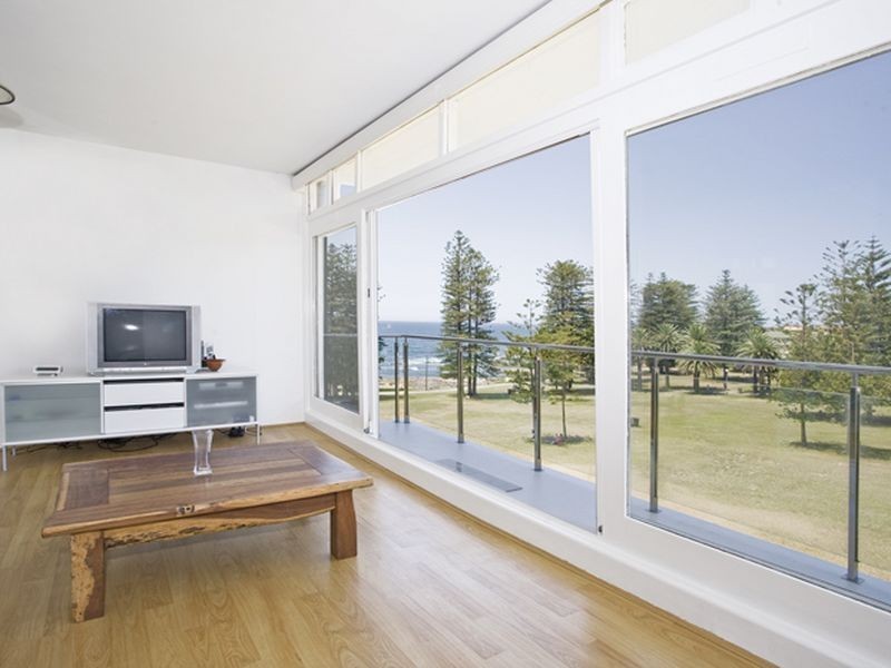 303/21 COAST AVENUE, Cronulla NSW 2230