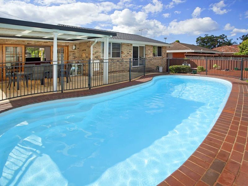 10 Queanbeyan Avenue, Miranda NSW 2228