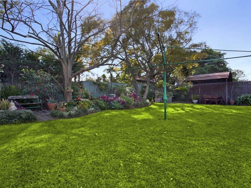 2 Edinburgh Close, Woolooware NSW 2230