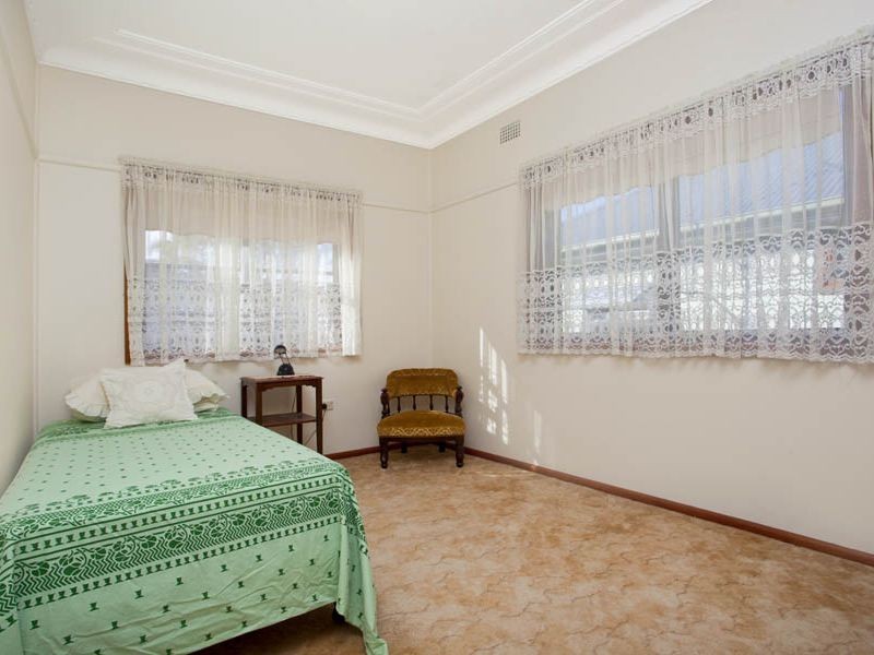 2 Edinburgh Close, Woolooware NSW 2230