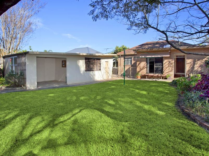 2 Edinburgh Close, Woolooware NSW 2230