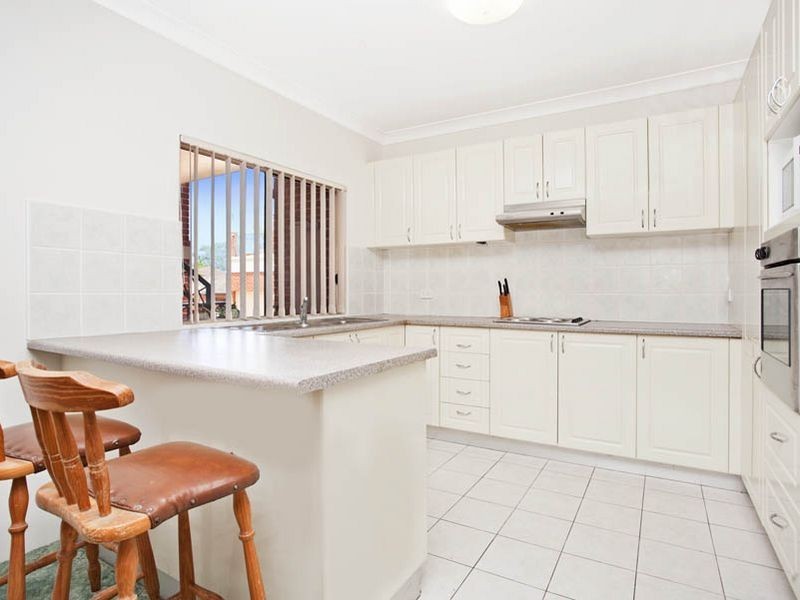 2/34 Hotham Road, Gymea NSW 2227