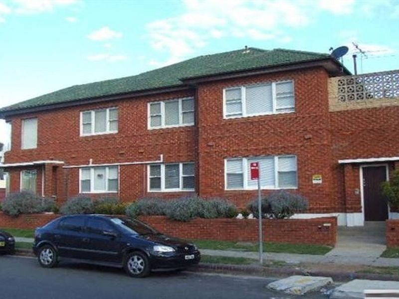 6/4 LAYCOCK AVENUE, Cronulla NSW 2230