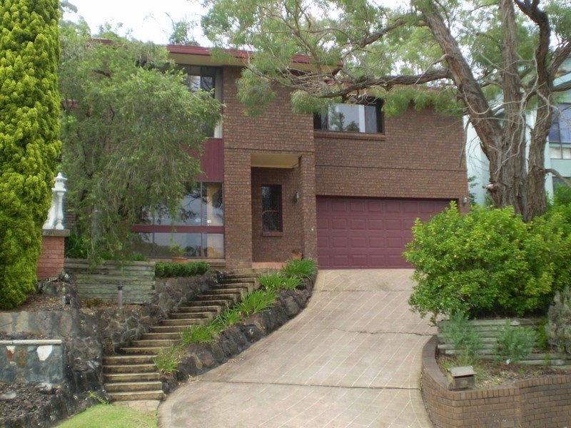 107 SIANDRA DRIVE, Kareela NSW 2232