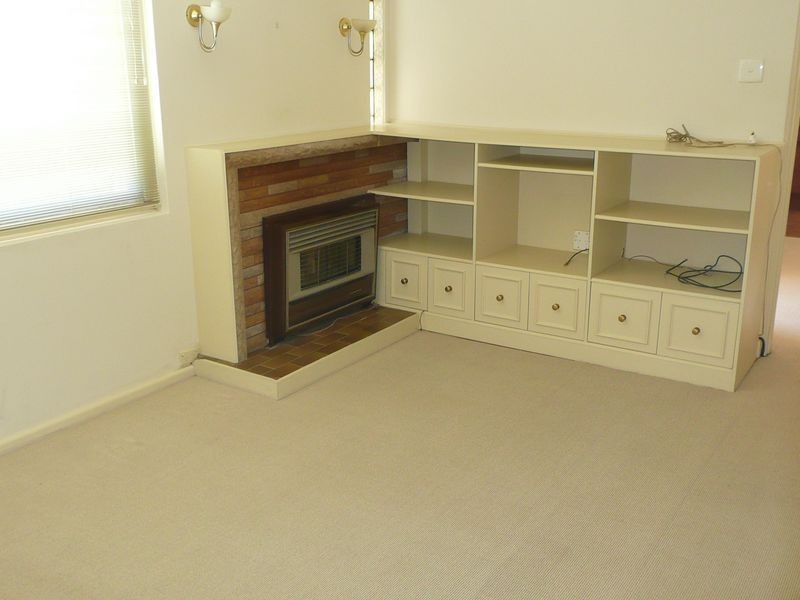 2 BEAUFORT AVENUE, Caringbah South NSW 2229