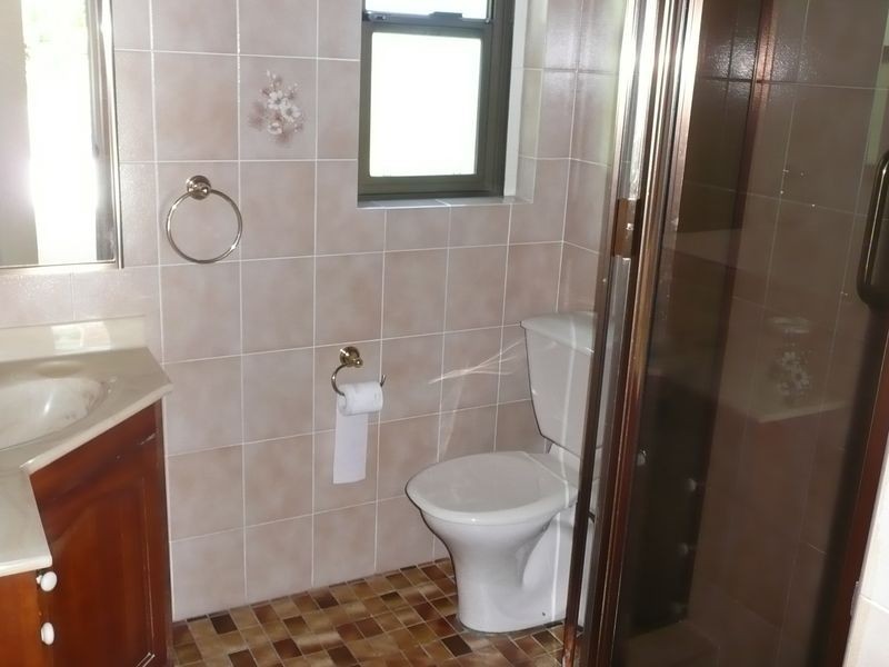 2 BEAUFORT AVENUE, Caringbah South NSW 2229