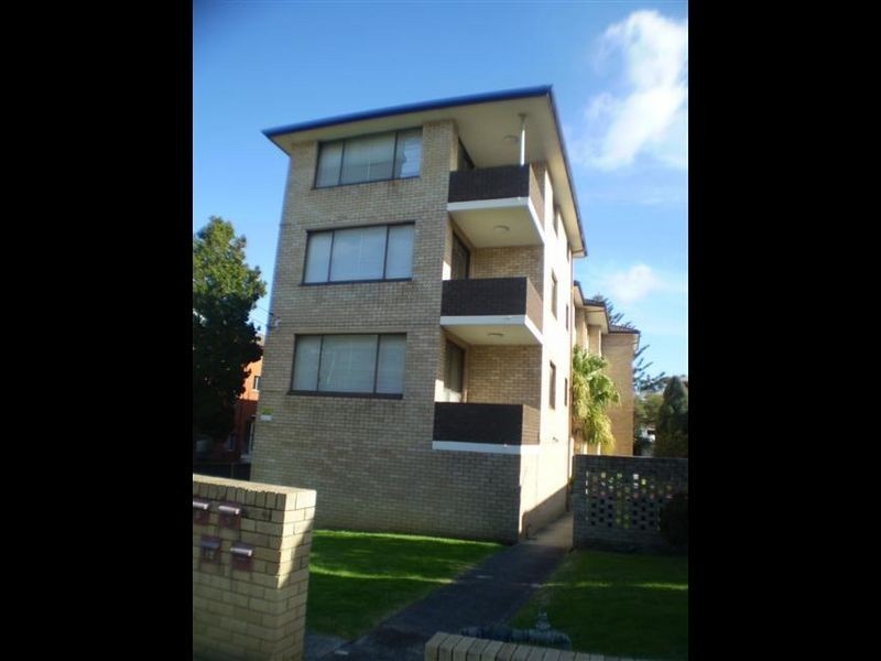 8/19 GOSPORT STREET, Cronulla NSW 2230
