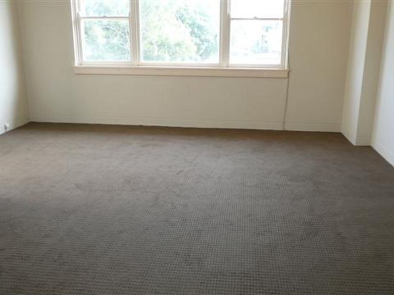 4/4 LAYCOCK AVENUE, Cronulla NSW 2230