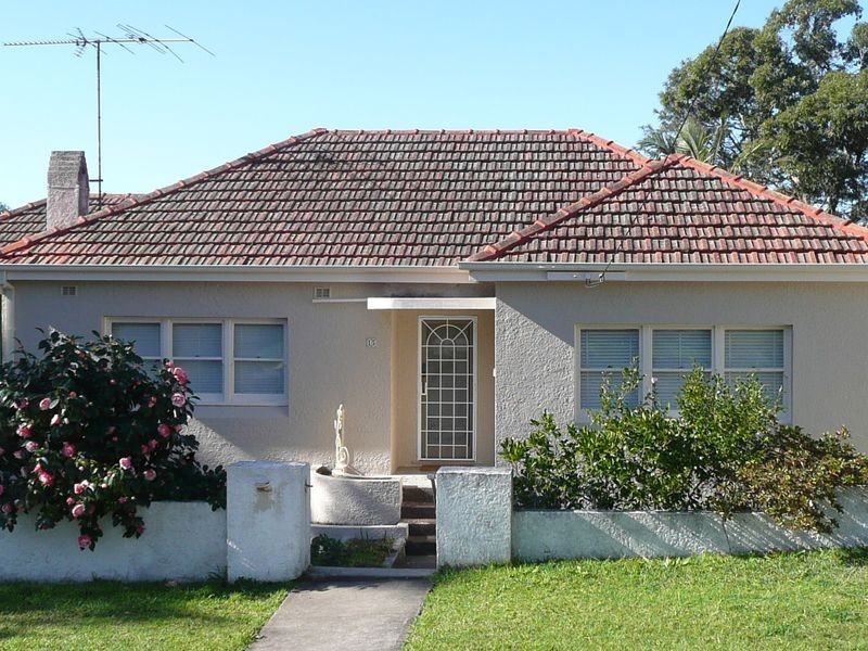 15 EAST STREET, Blakehurst NSW 2221