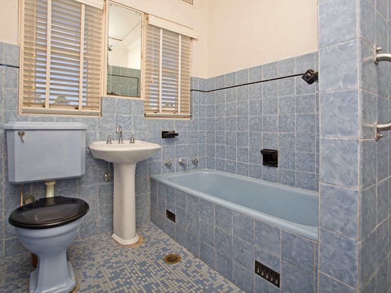 70 GANNONS ROAD, Caringbah NSW 2229