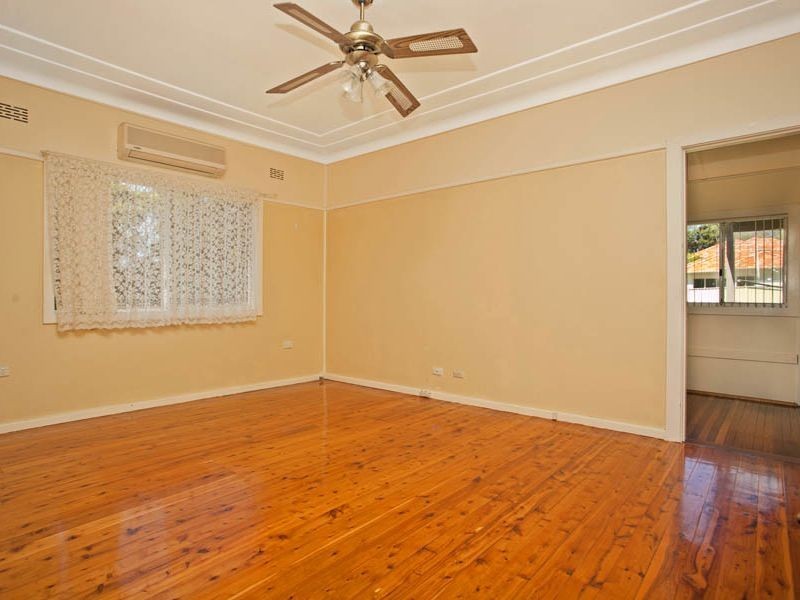 12 DOLANS ROAD, Woolooware NSW 2230