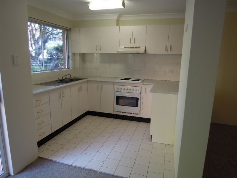 GLENCOE STREET, Sutherland NSW 2232