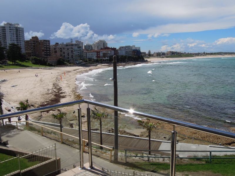 9A MENTONE AVENUE, Cronulla NSW 2230