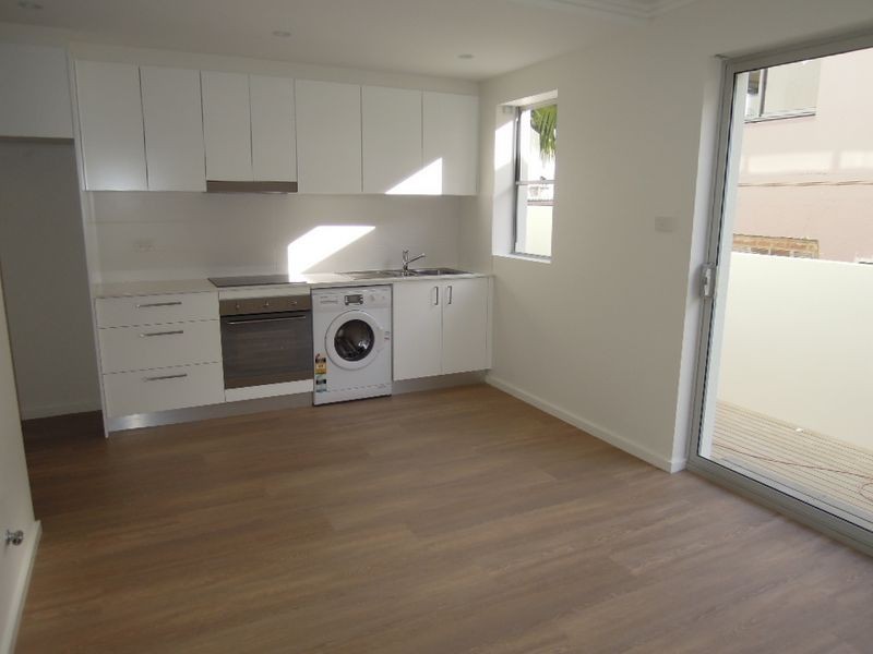 3/8 TULLIMBAR ROAD, Cronulla NSW 2230