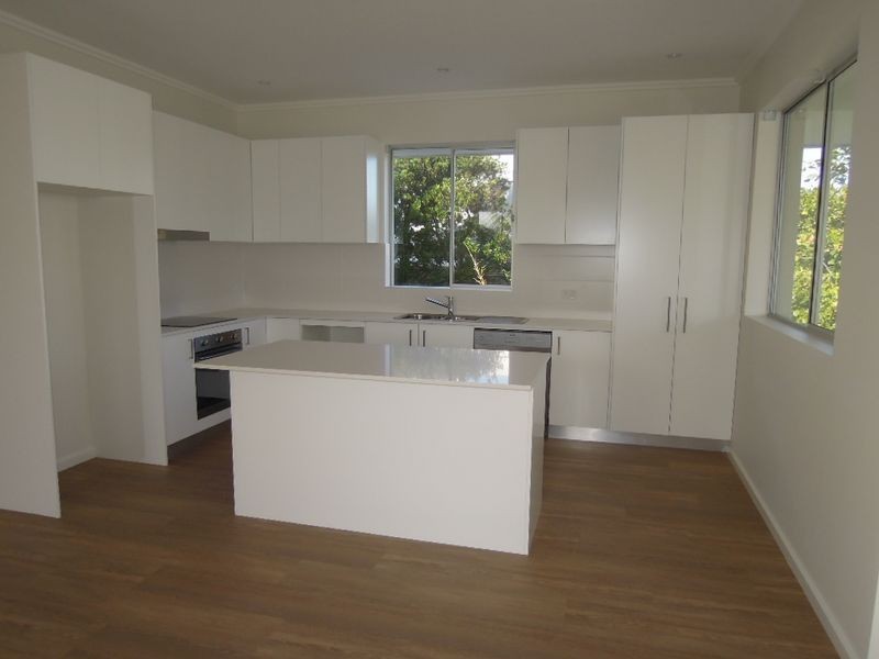 5/8 TULLIMBAR ROAD, Cronulla NSW 2230