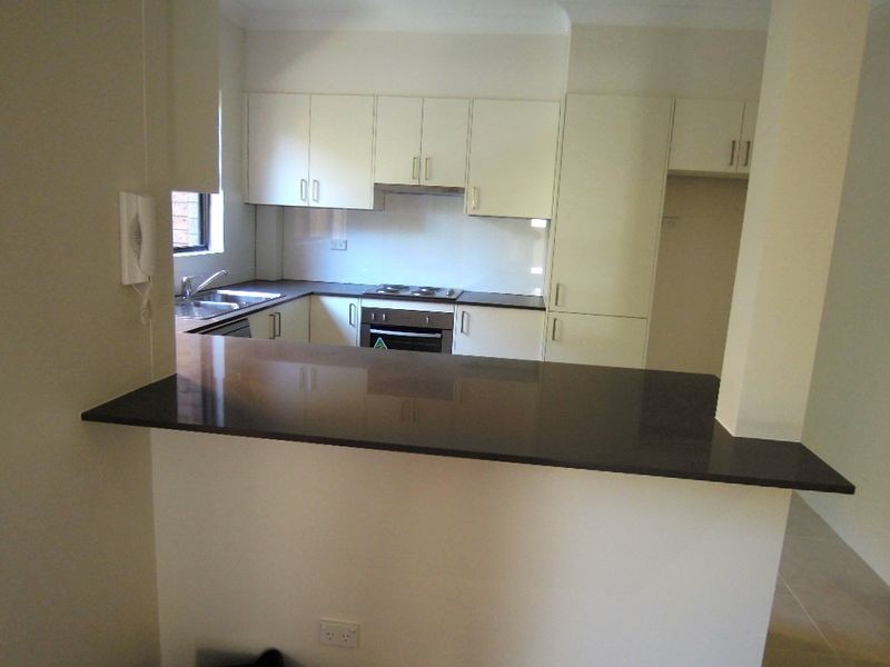 2/17 CARONIA AVENUE, Cronulla NSW 2230