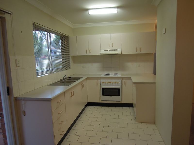 1/53a Auburn Street, Sutherland NSW 2232