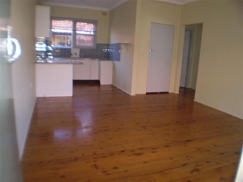 1/8 SEAFORTH AVENUE, Woolooware NSW 2230