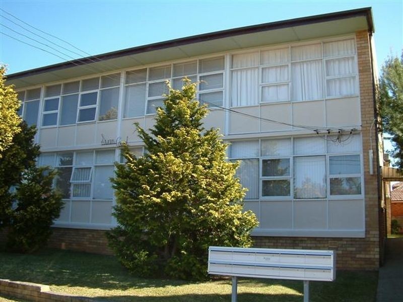 8/3 Swan Street, Woolooware NSW 2230