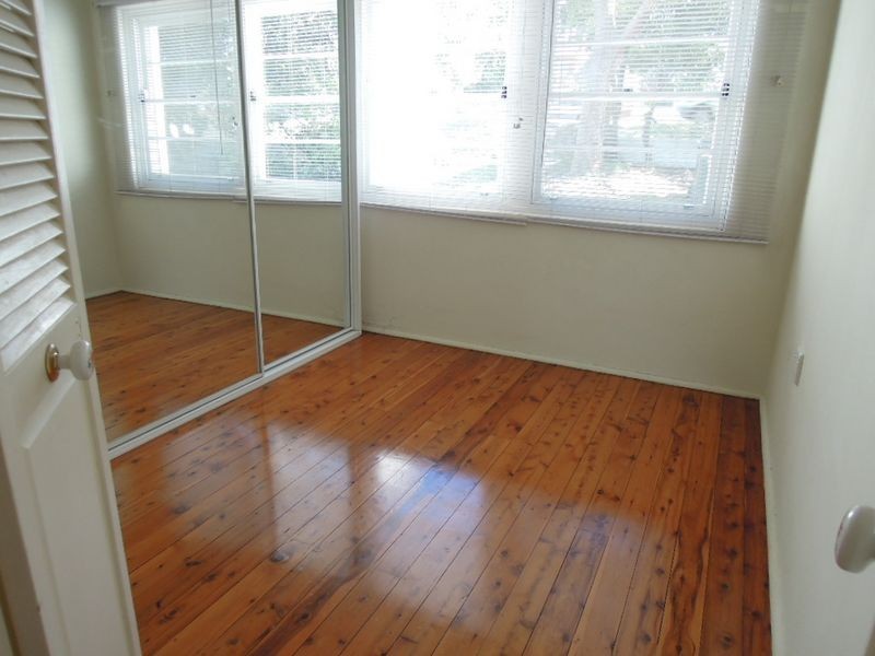 106 PRESIDENT AVENUE, Caringbah NSW 2229