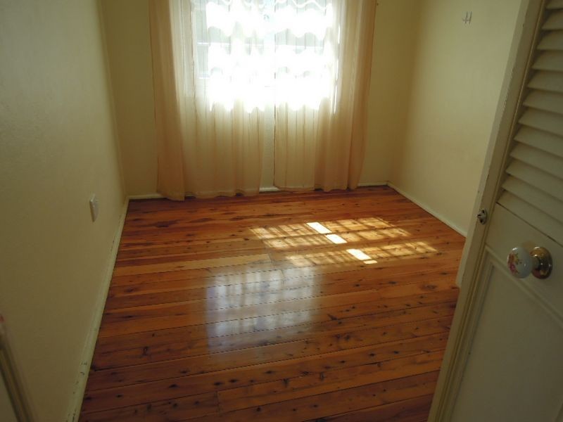 106 PRESIDENT AVENUE, Caringbah NSW 2229