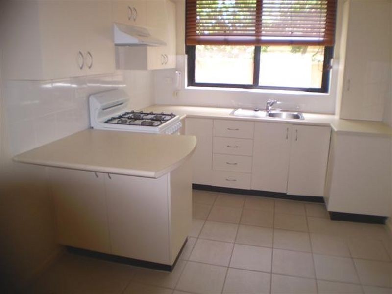 8/25 TULLIMBAR ROAD, Cronulla NSW 2230