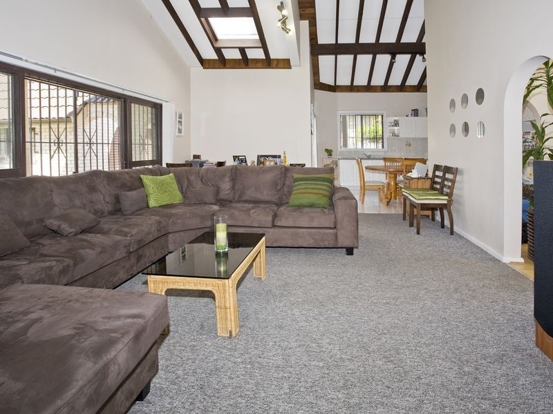 16 Flinders Road, Woolooware NSW 2230