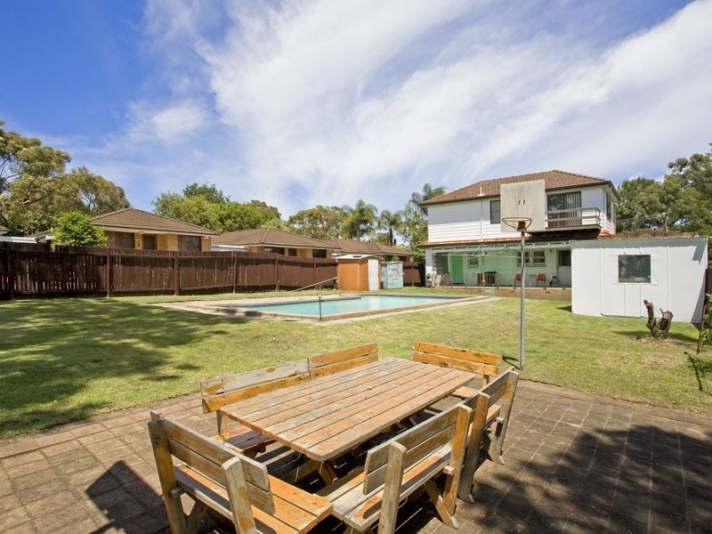 18 Harnleigh Avenue, Woolooware NSW 2230