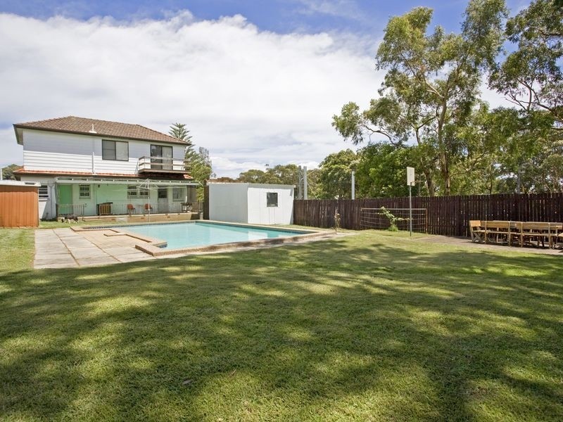 18 Harnleigh Avenue, Woolooware NSW 2230