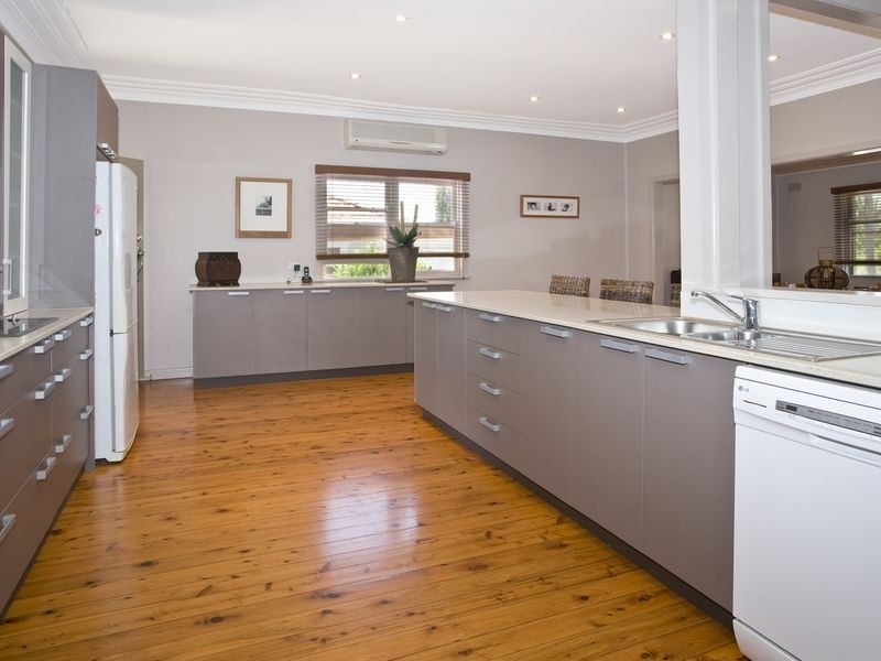 1/8 Restormel Street, Woolooware NSW 2230