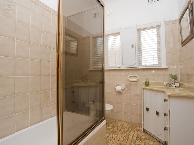 1/8 Restormel Street, Woolooware NSW 2230