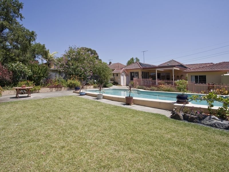 6 Woolooware Road, Woolooware NSW 2230