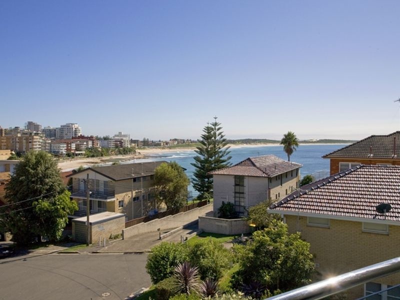 10/4 Mentone Avenue, Cronulla NSW 2230