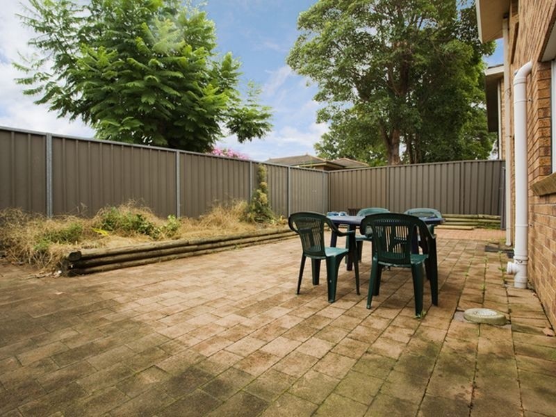 2/47 Gannons Road, Caringbah NSW 2229