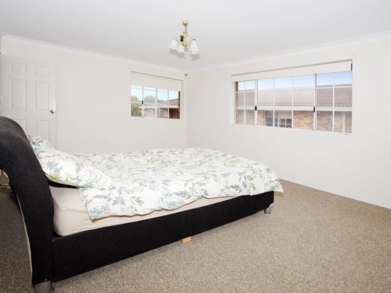 2/47 Gannons Road, Caringbah NSW 2229