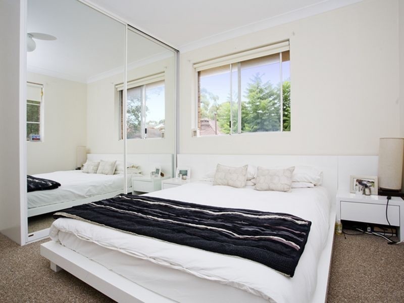 2/47 Gannons Road, Caringbah NSW 2229