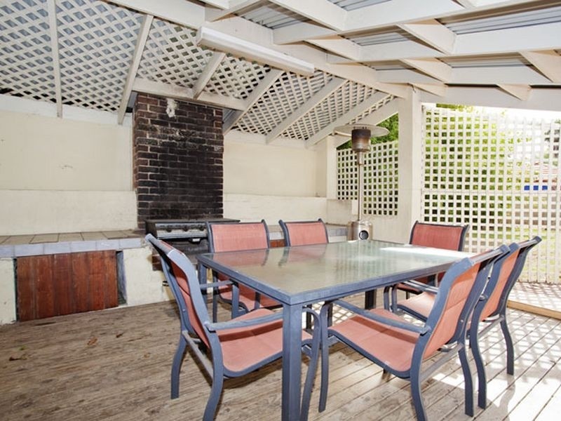 4 Hughes Street, Woolooware NSW 2230